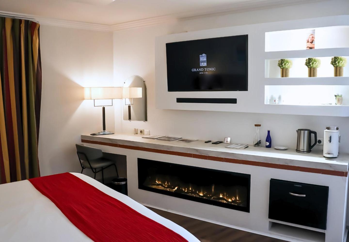 Grand Tonic Hotel & Spa Nuxe Μπιαρίτζ Εξωτερικό φωτογραφία
